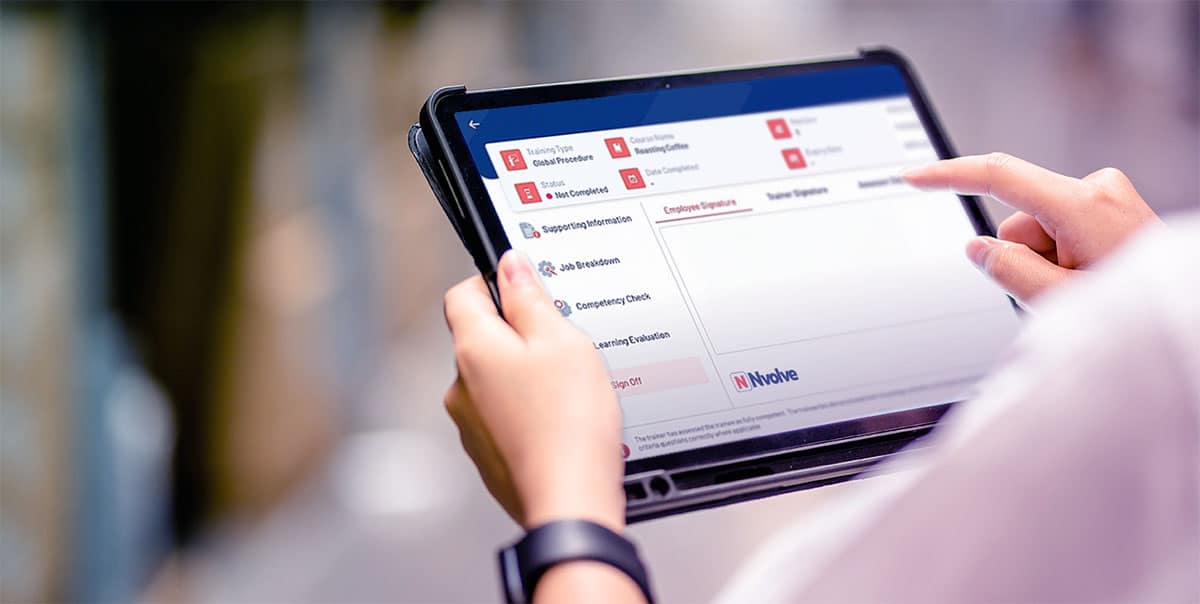 tablet-app-mockup_-1 tablet-app-mockup_-1
